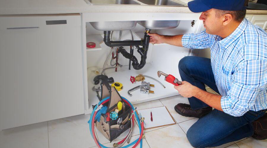 Expert burst pipe repair services in Wheatland, IN